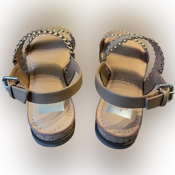 NWT Dolce Vita Tan Flint Sandal with Gold Embellishment (Size 8.5) - Picture 3 of 4